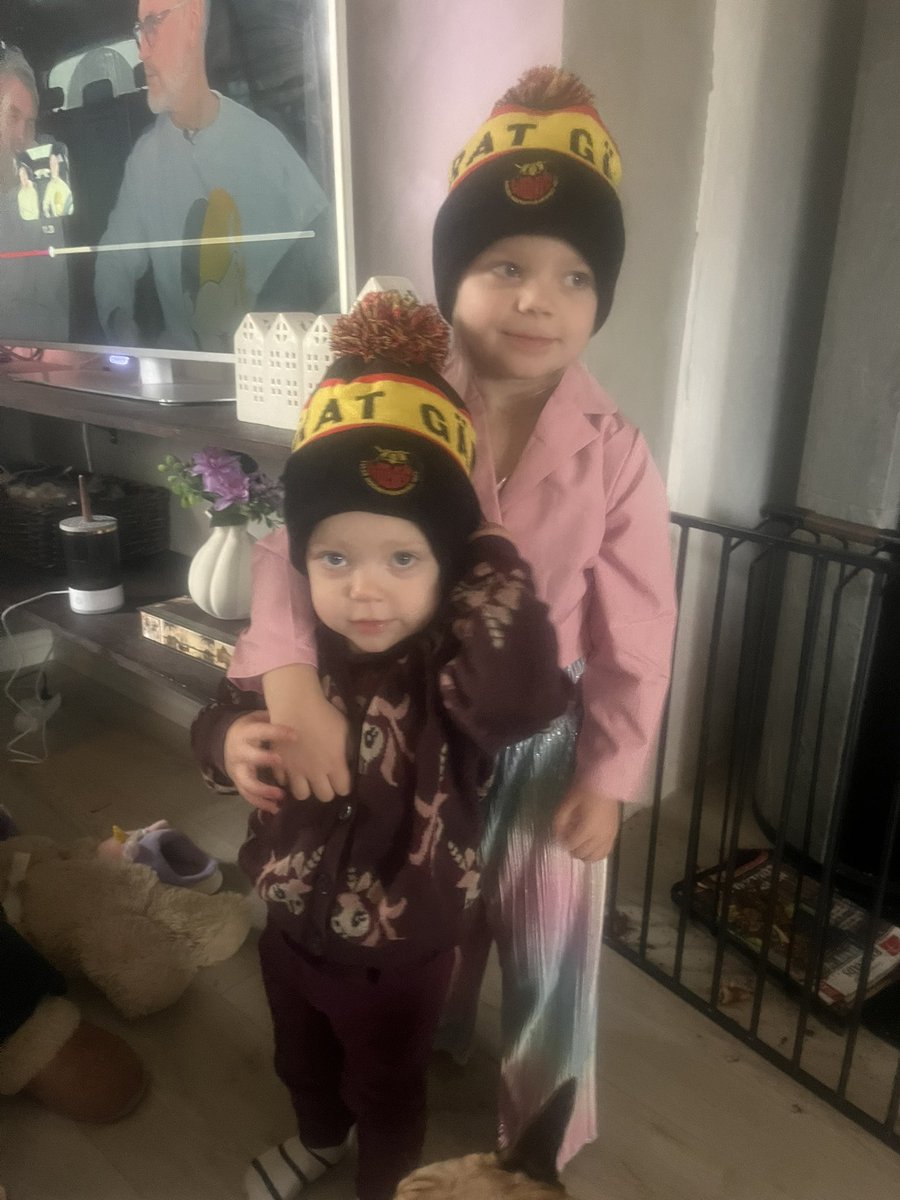 Idag är Mollie o Minnie laddade