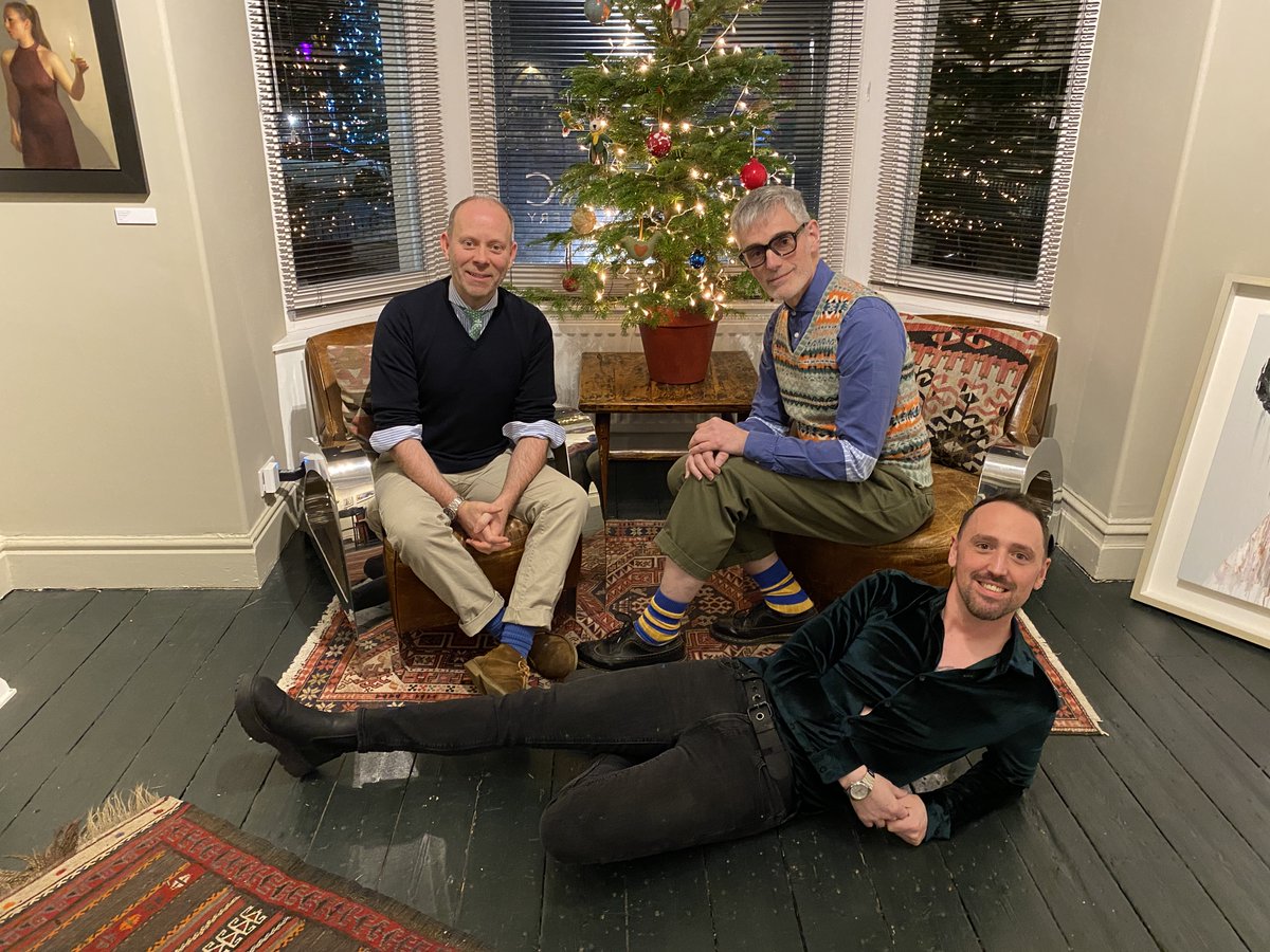 The Christmas Show has been well and truly launched!
Thank you to everyone who has been apart of our journey so far... This exhibition runs until the 21st of December - why not treat yourselves! welshart.net
#welshart #artwales #celf #oriel #llandudnogallery