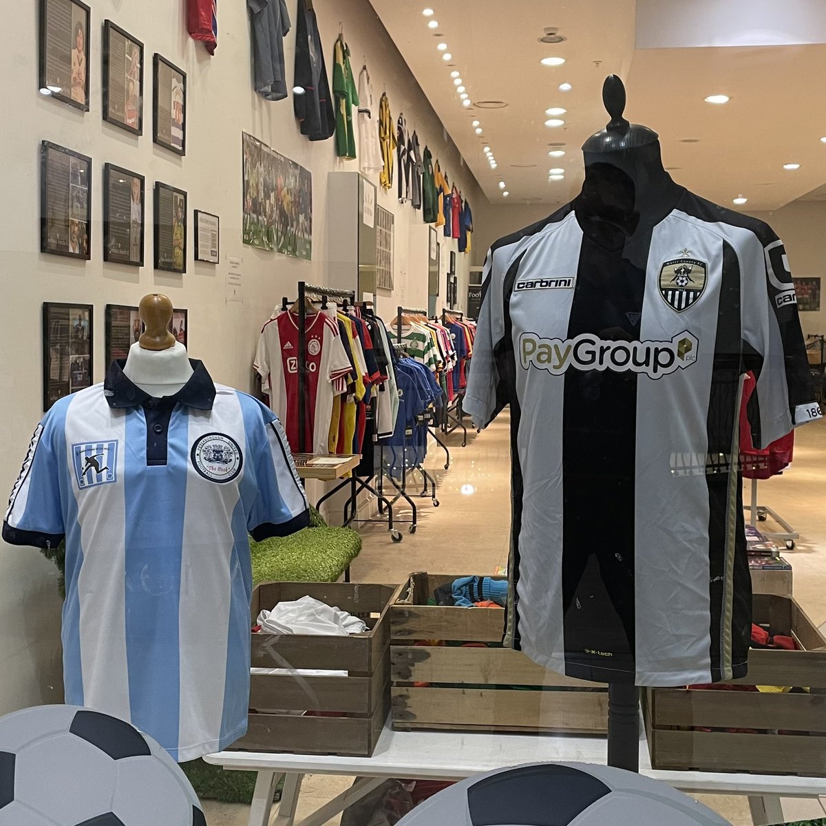 It could get a little spicy in store today! 👀

#IfYouKnowYouKnow 🖤🤍💙
#FACup #PUFC #NOTTS

COYP / UTP 😉😆