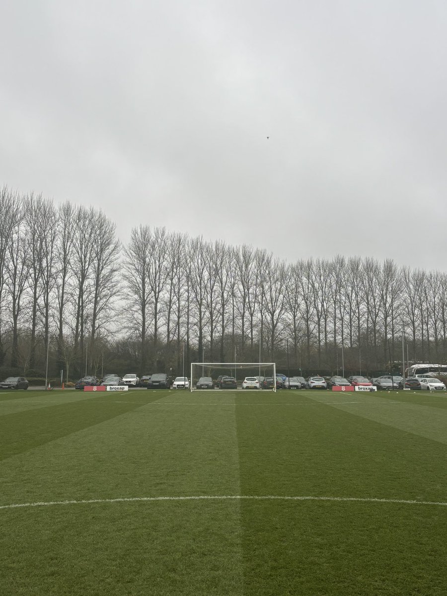 It’s Stoke City’s turn to host Manchester United in the U18 Premier League North.

XI: Byrne-Hughes (GK), Plunkett, Kukonki, Mills, Munro (C), T. Fletcher, Lusale, Baumann, Obi-Martin, Thwaites &amp; Scanlon.

Subs: Bailey, Mantato, Ibragimov, Kaba, Musa

Live on MUTV, kick-off 11:00