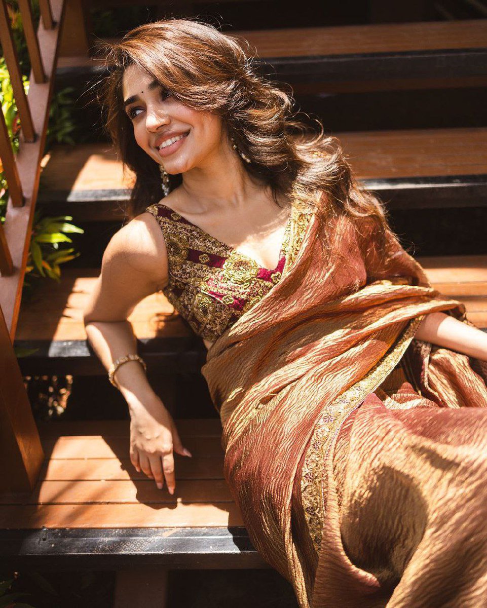 swathi (@swathi11233) / Posts / X