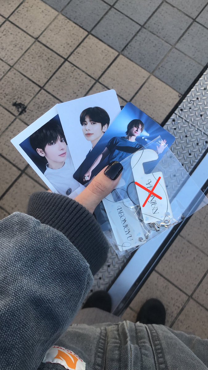 oa_dw0's tweet photo. 求:ヨンジュン(どれでも可能)
譲:写真のもの

できれば交換、譲るだけでも可能🙌

 #txt交換  #txt譲 https://t.co/7v67SB6ezW