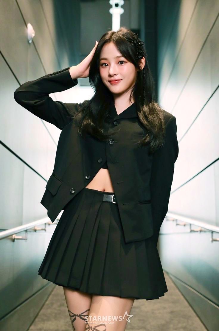 minji_loops's tweet photo. She’s beauty, she’s class https://t.co/9LSlVfQruh