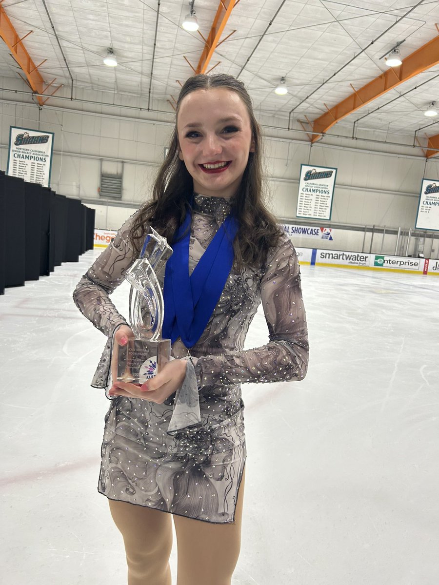 Choice Bet Dandy Lock Saturday 11/30

Washington State to cover 17 pts vs Wyoming

WSU at home; and Wyoming with likely backup QB due to starter QB concussion

#nccaf #CollegeFootball #choicebetdandy #lock