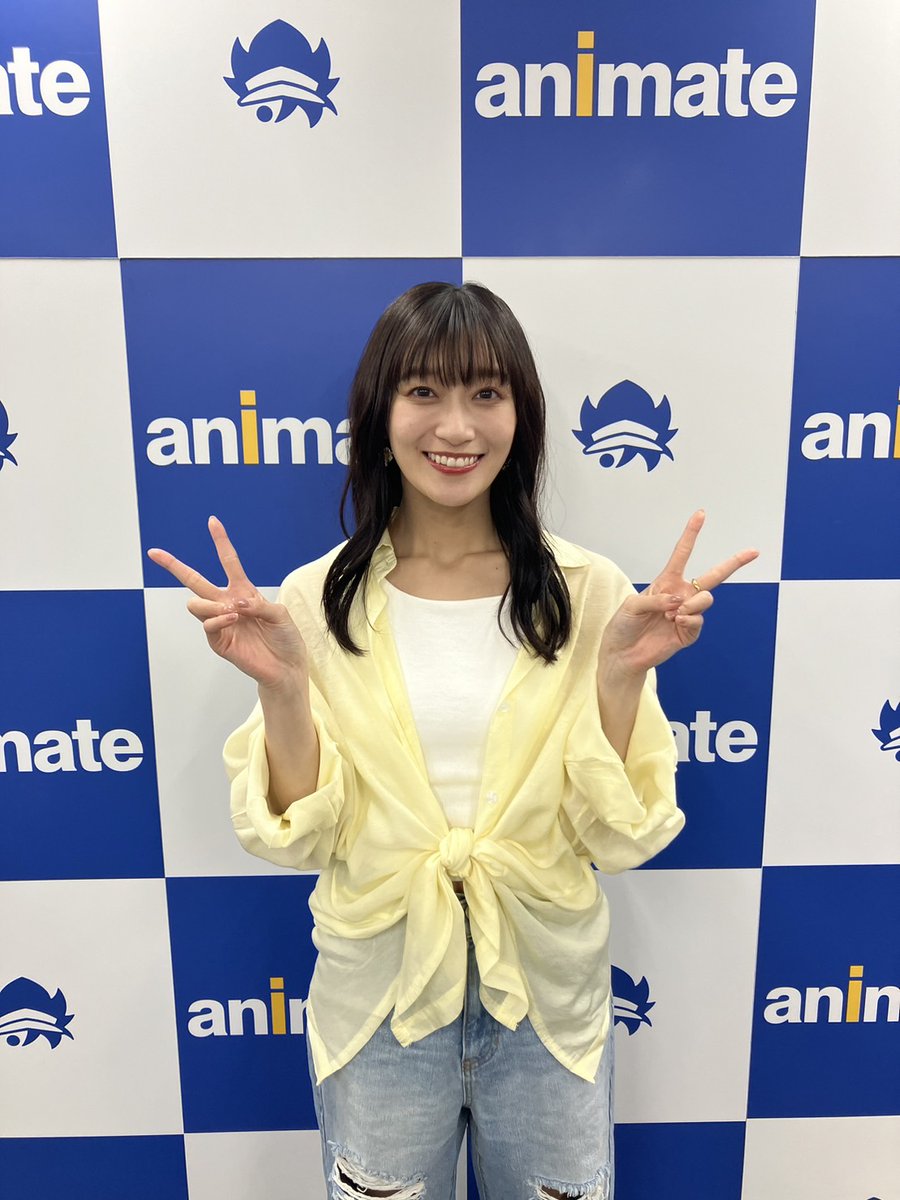 iRis_a_himi's tweet photo. \明日は宮城/
#HimikaAkaneya
「Side U (Prod. AmPm)」🍋🎧
リリースイベントにお越しいただき
ありがとうございました!!
明日のリリイベでラストになります😢
最後に皆で盛り上がりましょう✊
@タワーレコード仙台パルコ店
https://t.co/zVy5fhLvvn
#SideU #MFゴースト
#茜屋日海夏
(スタッフ) https://t.co/Z220U62IWA