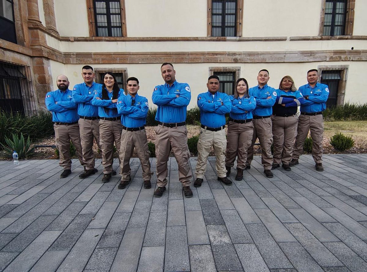 AgnicoMexico's tweet photo. Con orgullo celebramos a nuestros equipos de Pinos Altos y La India por su destacada participación en la XVII Competencia Nacional de Brigadas de Rescate. Agradecemos la organización de @Camimex_Oficial y felicitamos a todas las brigadas participantes

💛💪 Por su valentía y compromiso 
¡Gracias a todos! 👏