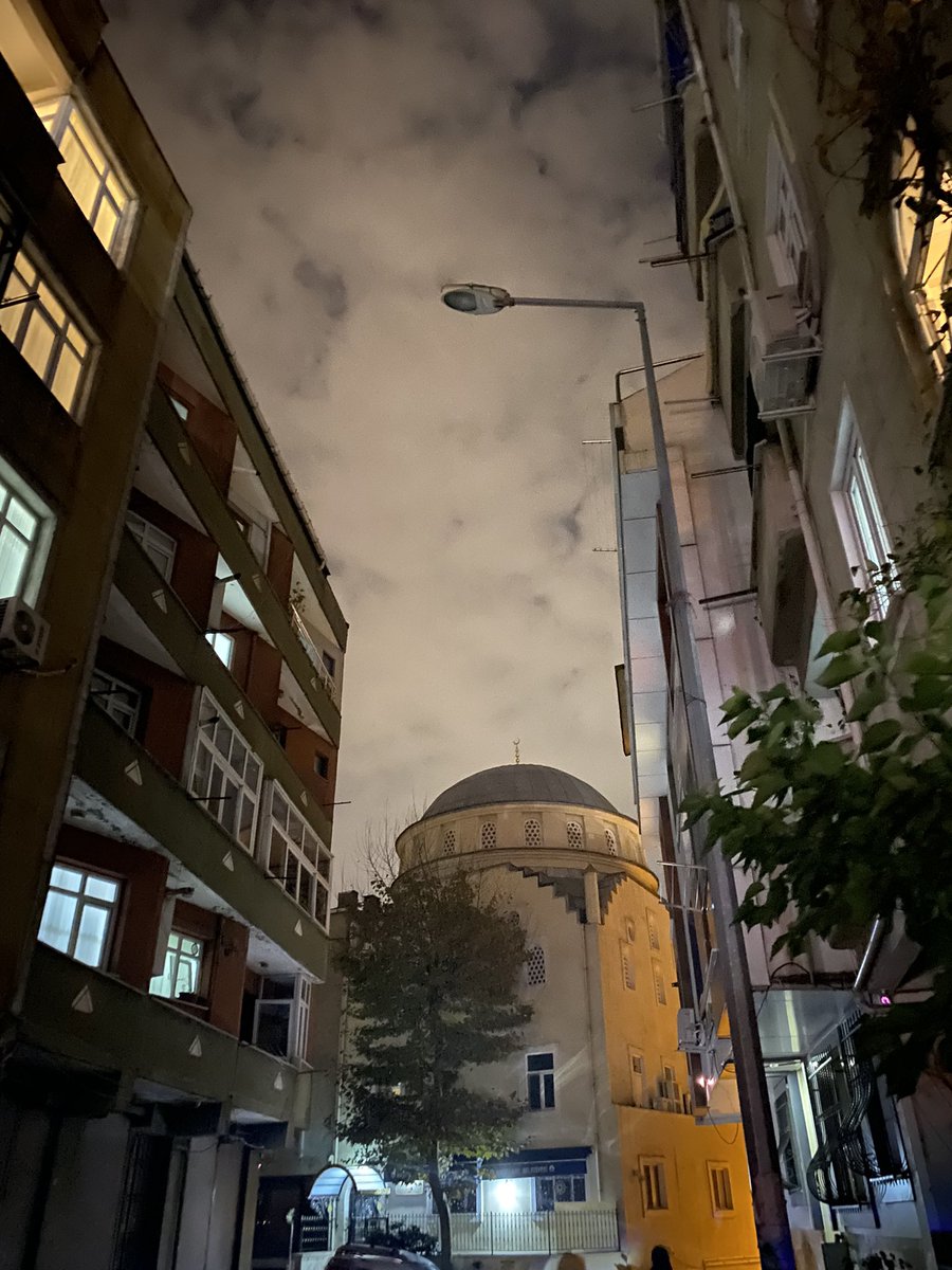 emreuzns's tweet photo. @BEDASDestek Kağıthane Talatpaşa Mahallesi Oktay Sokak ve Semavi Sokakta sokak lambaları yanmıyor.Bilginize https://t.co/R2h6d59kH1