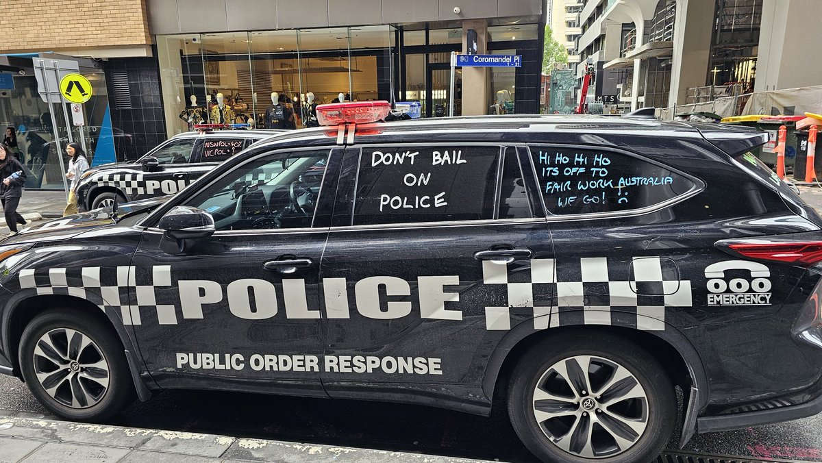 Topher Field tweet media