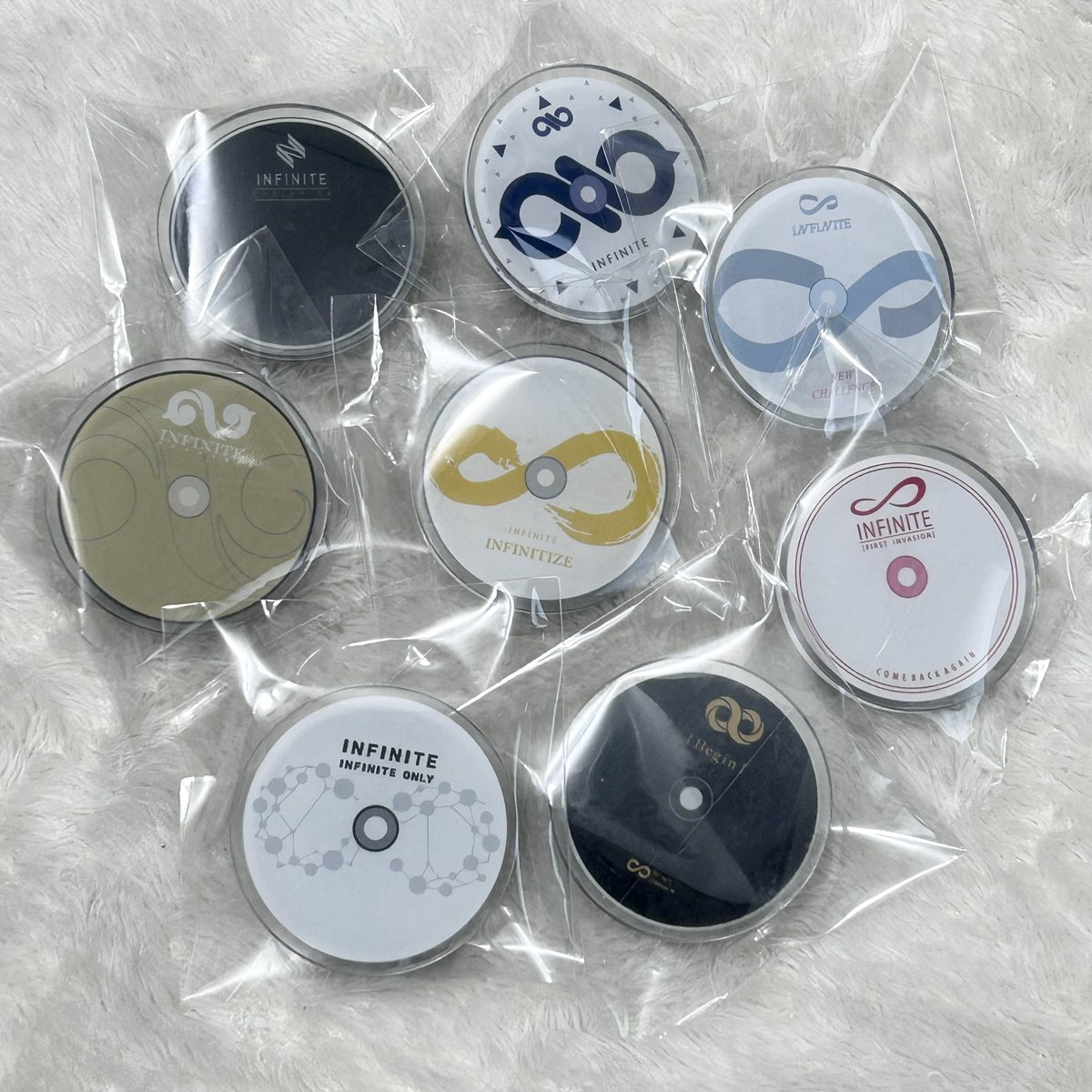 ♾️ INFINITE 15TH ANNIVERSARY CONCERT : LIMITED EDITION♾️

인피니트 15주년 콘서트 기념 그립톡 나눔합니다💕

💛24.12.07(토)
💛장소 및 시간 당일 타래 공지
💛그립톡 8종 中 랜덤 1개, 수량 약 30개
💛RT 확인

*무인 나눔 진행 시 타래로 공지합니다☺️

#인피니트 #LIMITED_EDITION #나눔