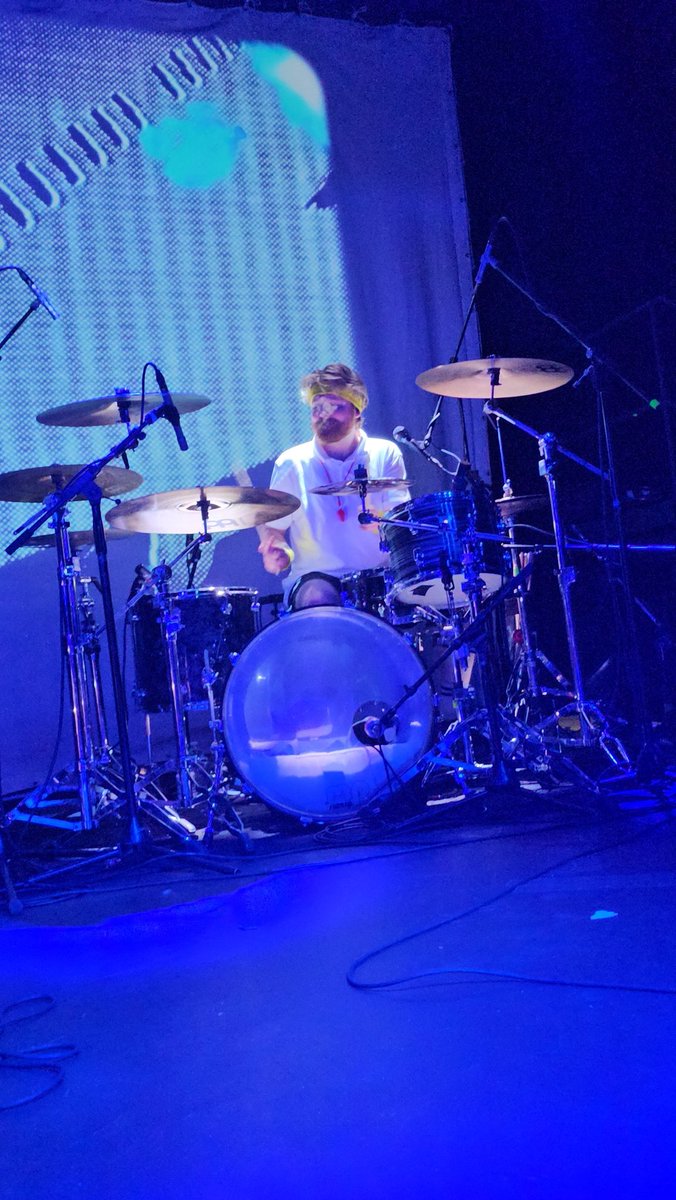 LVJYNation's tweet photo. π§΅ It's time to hit the hay, but I had to share some shots from tonight's epic show!!! -L
#RFTNY #lovejoy #resourcesforteaching #resourcesforteachingtour #LoveforLovejoy https://t.co/onbNNhytyJ