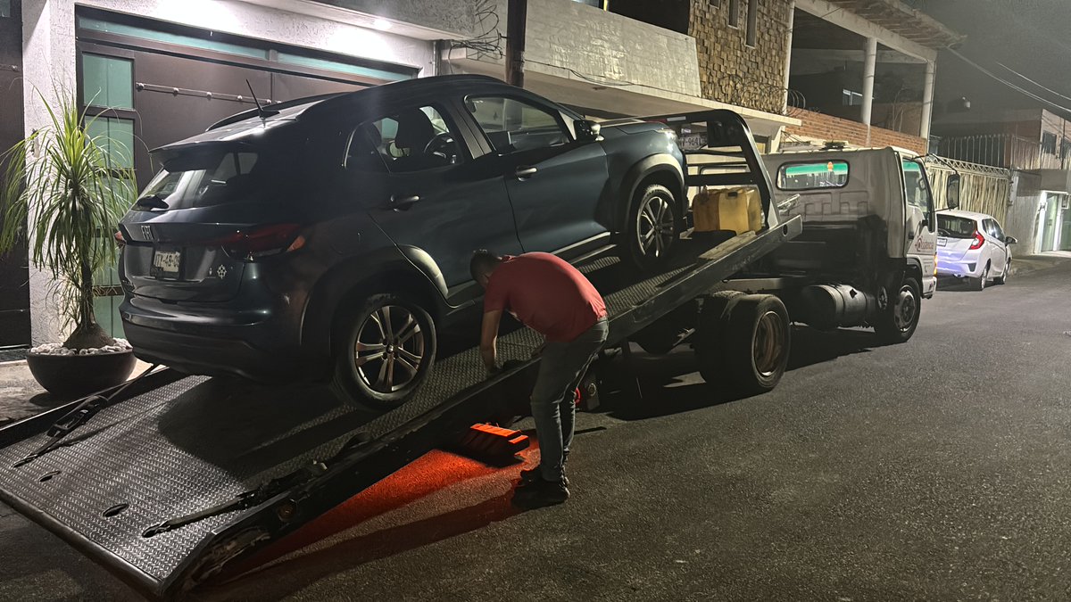 romyleon916767's tweet photo. Casos de la vida real: mi pesadilla con @FiatMexico  @RocaAV @StellantisMX @MoparMexico 

Quédate a leer esta historia si te quieres comprar un coche, por que se te van a quitar las ganas. 

También quédate si te gusta el chismecito y quieres ayudarme https://t.co/D4ZNza06sm