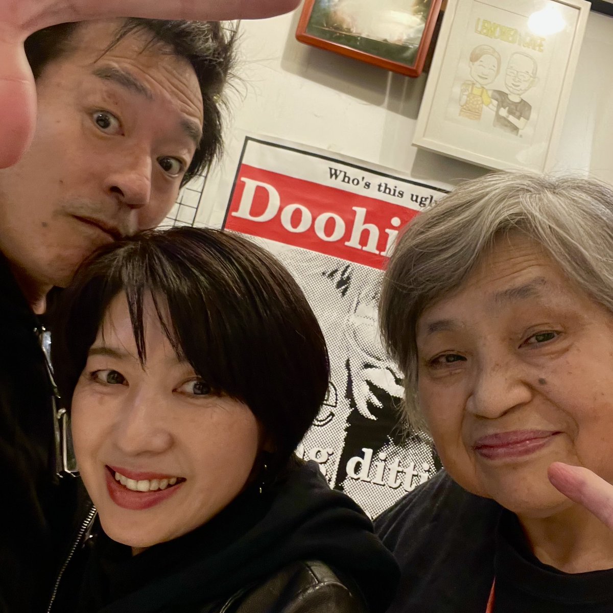 Py91W4d's tweet photo. 久しぶりに
hideに真由子に！
会いに来ました♪

ロックをデザインする男
The Man Who Designs Rock’n’Roll

サカグチケン
ken Sakaguchi

dead start 

ヒロシマアピールズ

Peace

#サカグチケン
#KenSakaguchi
#サカグチケンファクトリー
#SakaguchiKenFactory
#ロックをデザインする男
#deadstart 
#ヒロシマアピールズ
#Peace
#hide
#松本秀人
#三浦霊園
#真由子月命日
#約束のチーズケーキ