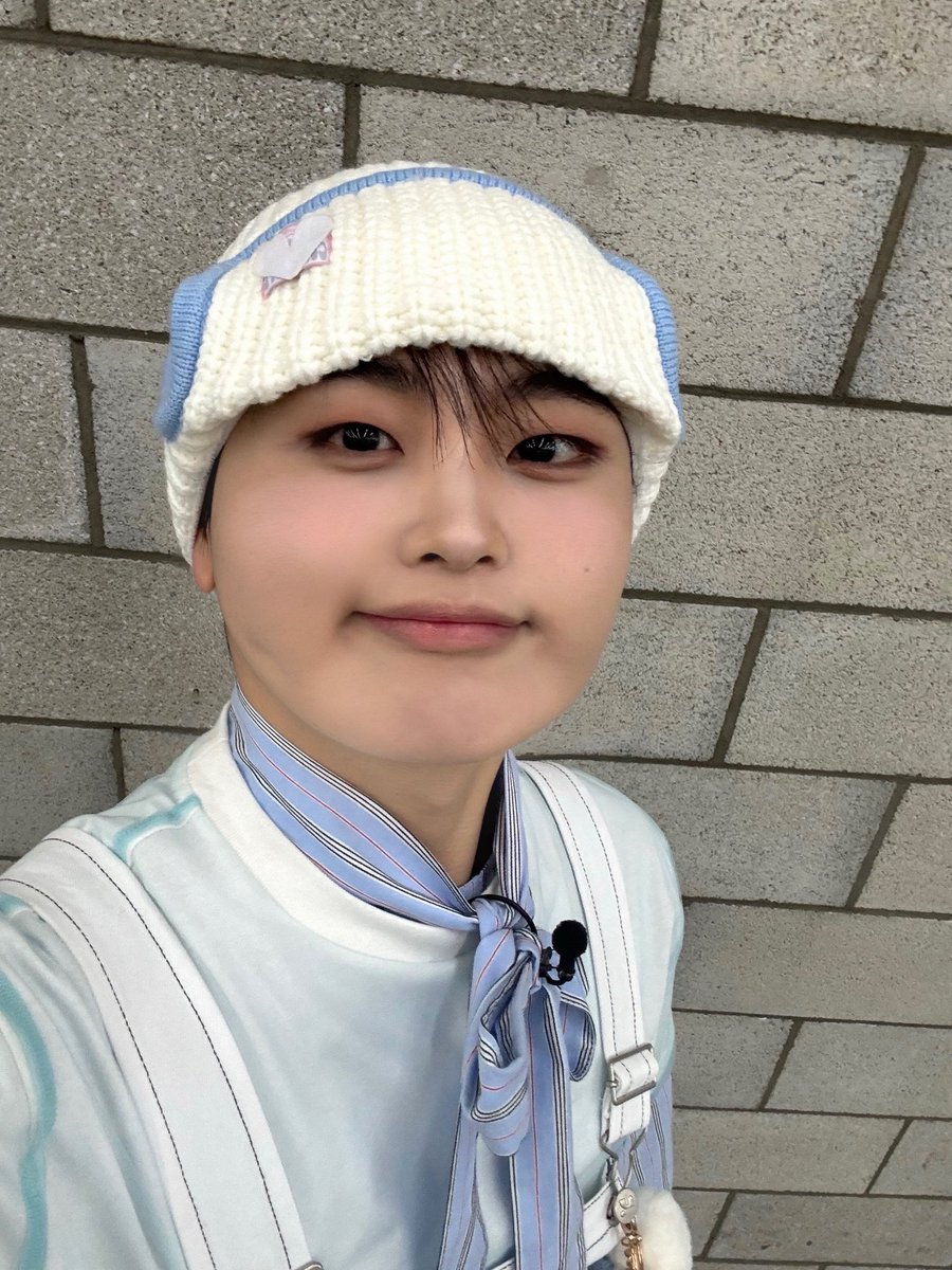 CRAVITY_twt's tweet photo. 쭌쭌스 생일축하해❤️🐸
많이 사랑해❤️
#형준 #정모 #러비티 #크래비티
#HAPPYHYEONGJUNDAY
#HAPPY_동그리Day_형주나_사랑한데이 https://t.co/0qU6GBvIi5