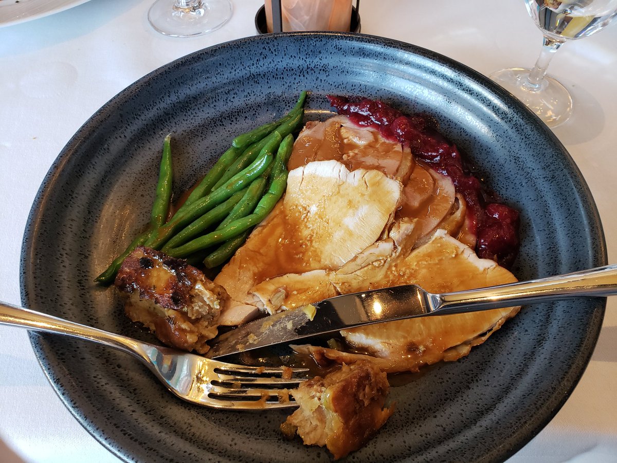 ButterNutter96's tweet photo. Thanksgiving was fun https://t.co/Nu7rXmF3Nq