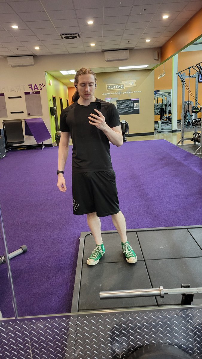 IFOnlyYT's tweet photo. I'm looking wide. That superhero build I'd coming along💪🙏 https://t.co/olwlJ1oTkM