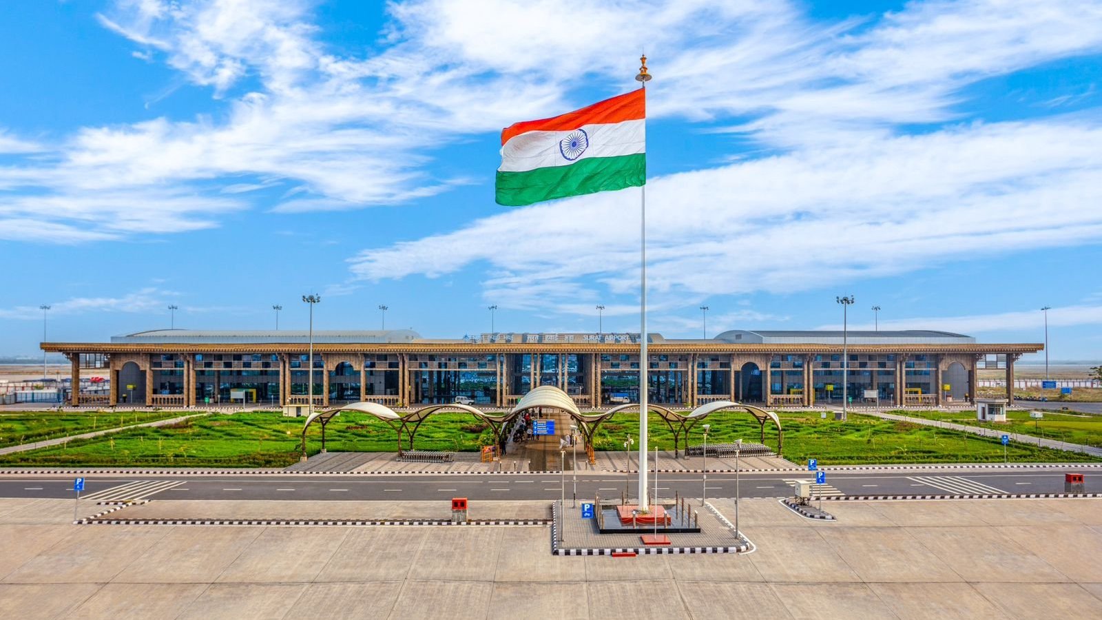 Surat Airport begins round-the-clock operations
