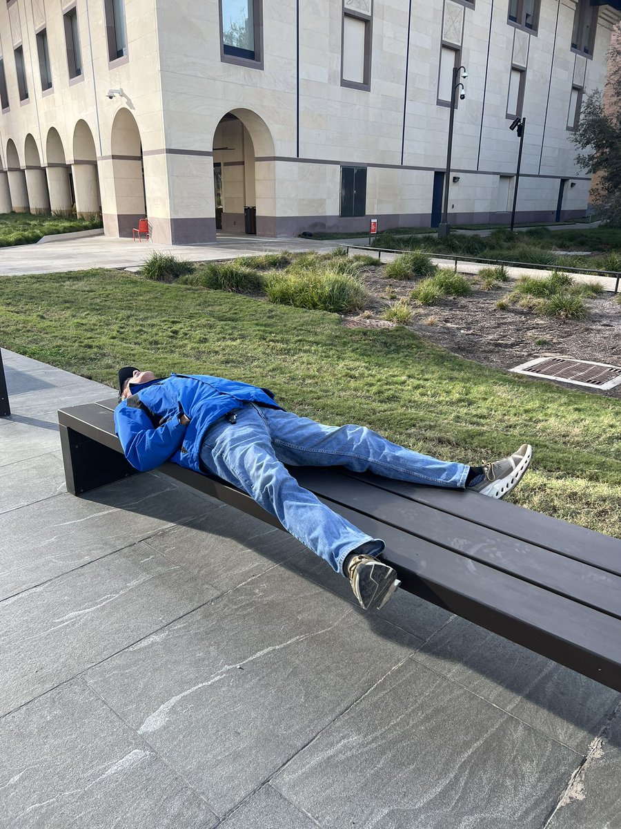 noodlebean12's tweet photo. Aftermath of trying to take your dad to an art museum. Diva down! https://t.co/sOIIDkmUUu