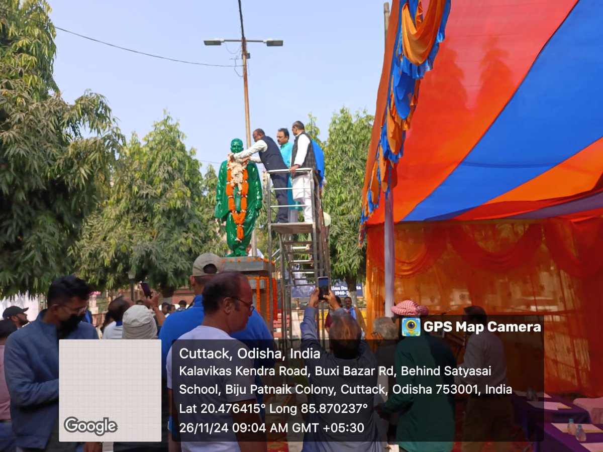 stewartsc_44ncc's tweet photo. Our cadets celebrated the 107th Birth Anniversary of Odisha's former Chief Minister and a renowned freedom fighter Sri Biren Mitra on 26th November, 2024. The event was held at Biren Mitra Park, Mission Road, Cuttack in front of Stewart Science College, Cuttack. https://t.co/NUYvqCXF4E
