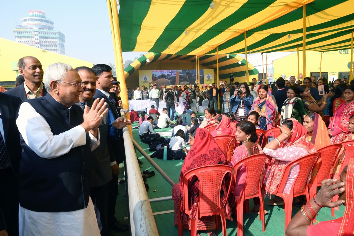 Nitish Kumar tweet media