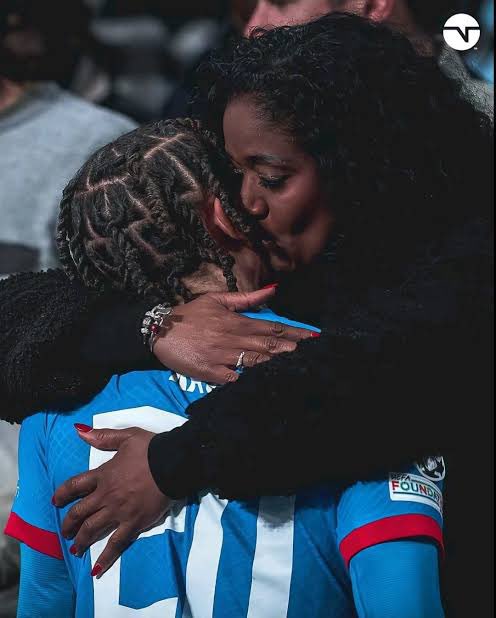 Davis Jr.👑 tweet media