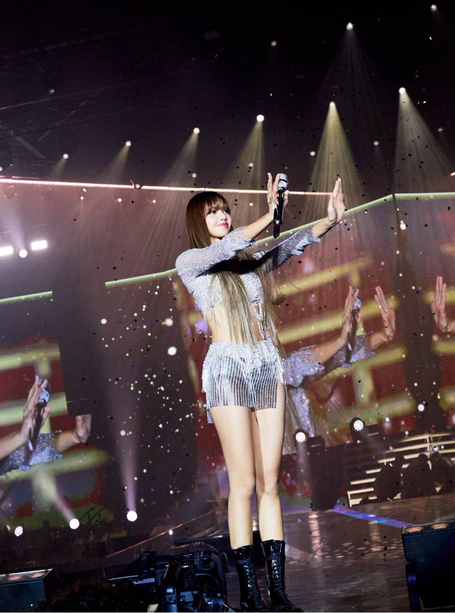 Update__today's tweet photo. ลิซ่าแสดงพลังเสน่ห์ในงาน LISA Fan Meetup in Asia 2024 Bangkok เพื่อขอบคุณแฟนๆ ที่คอยสนับสนุน
อ่าน https://t.co/vY9nmUjKTp
#LLOUD #LISA #FanMeetup #AsiaTour #Bangkok
#BITECLIVE #DENTISTE #SunnySideUp #SSU
#SunnySideUpThailand #SyncCircle #SwishProjects #UPDATETODAY #ข่าว #ข่าวบันเทิง