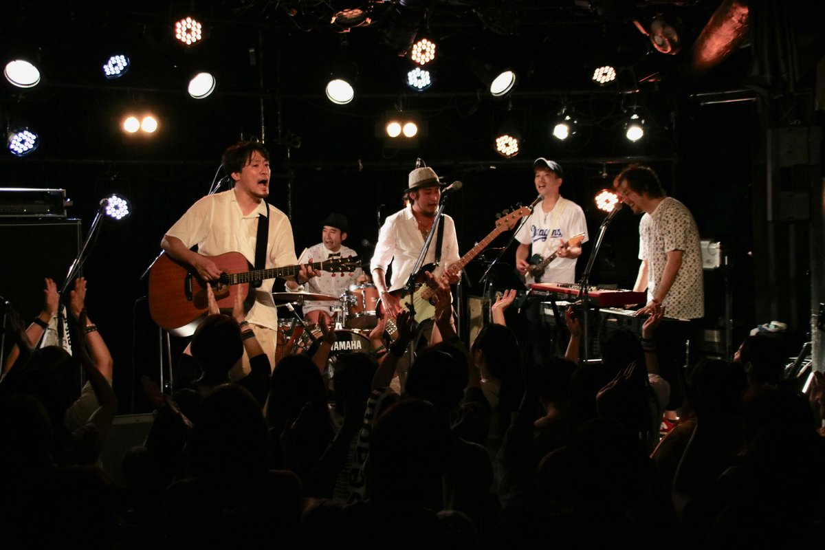 seagulloop's tweet photo. 昨日はみなさまありがとうございました!
乱は人気者で幸せ者でした。
我々は我々の人生をこれからも楽しく奏でていきたいと思います。
また会おう、必ず🕊️
#seagulloop
#instate https://t.co/dcxaro8gIB