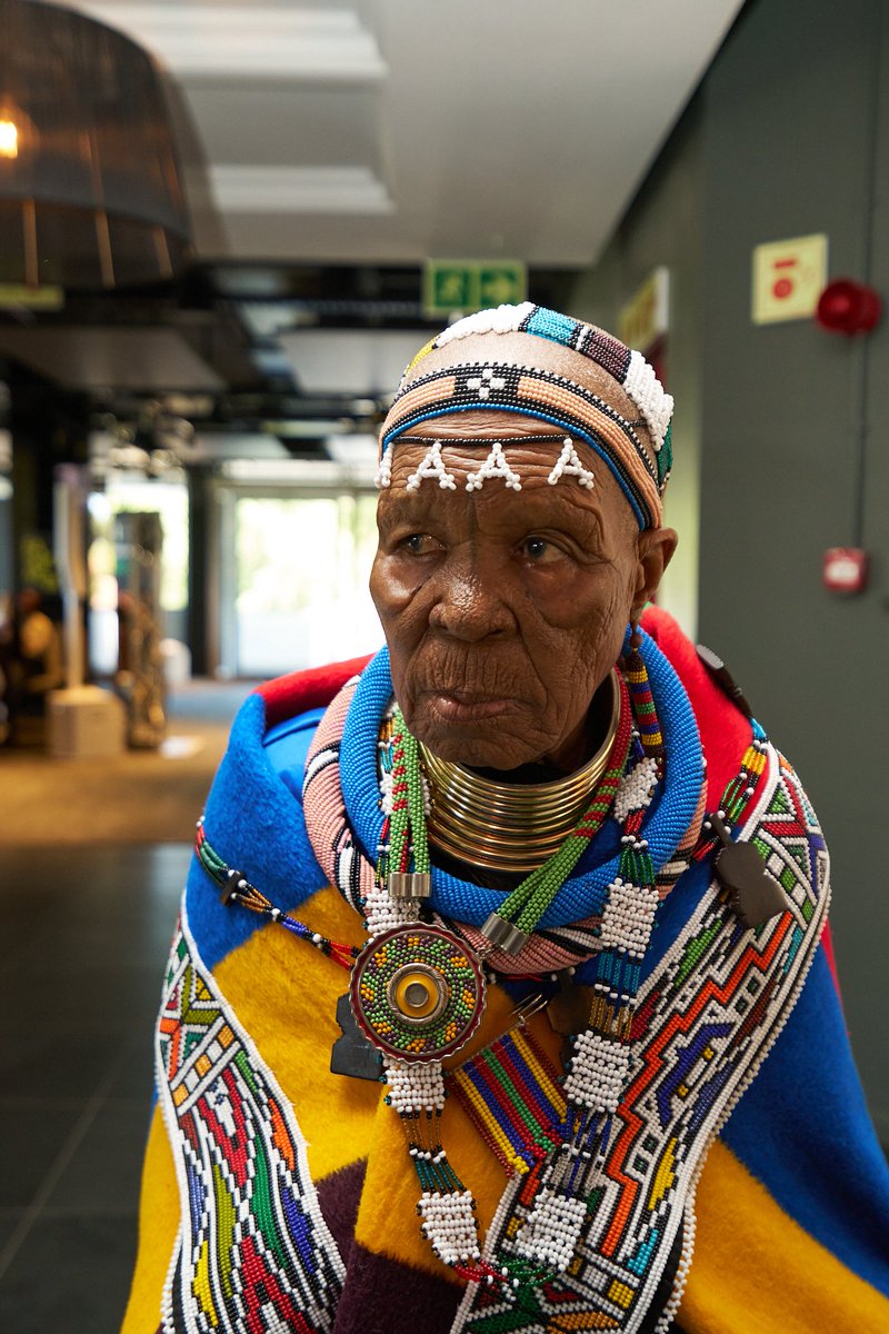 AFI_sa's tweet photo. The renowned Dr Esther Mahlangu graced the #AFIMasterclass, proudly sponsored by @HuaweiZA.
We were honoured to have her as our guest and she captivated the entire room as soon as she arrived.
A special thank you to Dr Precious Moloi-Motsepe for warmly welcoming Dr Mahlangu. https://t.co/WiImAf7dfC