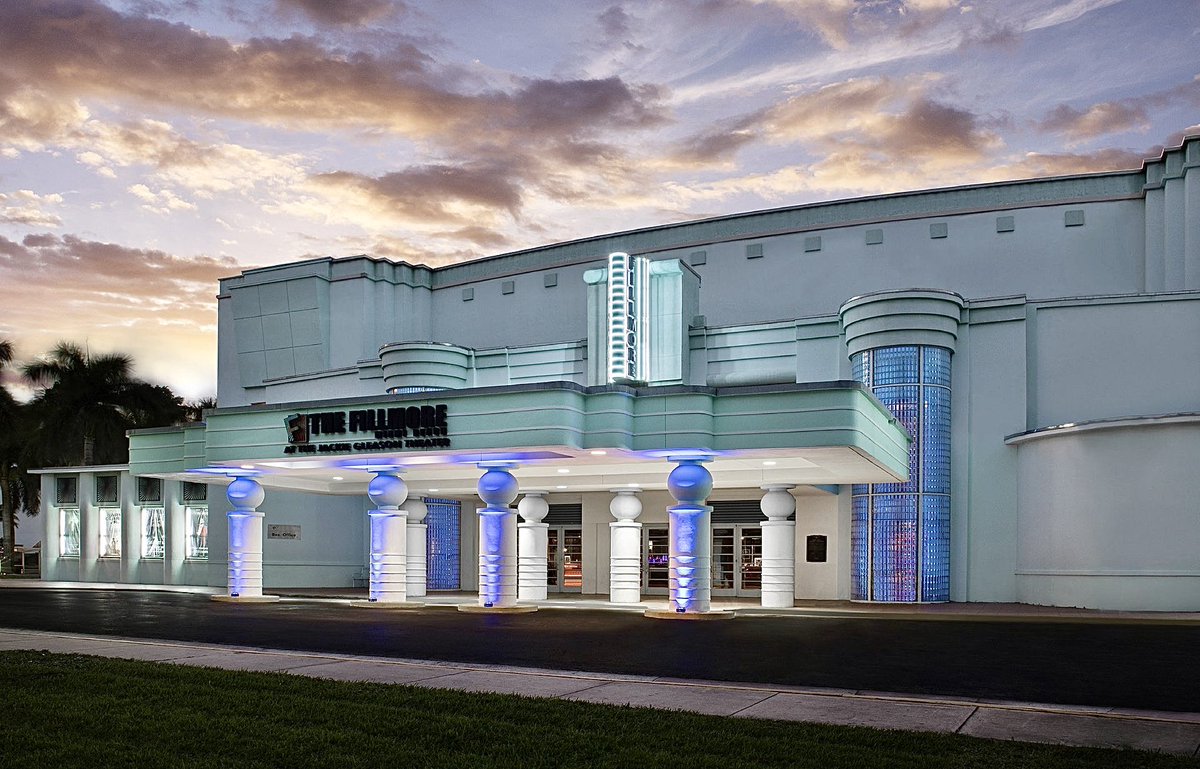 SonjaJo82306956's tweet photo. JACKIE GLEASON THEATER of the Performing Arts, Fillmore Miami Beach, 1700 Washington Ave, Miami Beach, FL 33139, USA 🇺🇸 
Architects: Architect Russell Pancoast, Henry Hohauser and Lawrence Murray Dixon
(Photos credit: Ebyabe; Visitor7;miamiandbeaches com; tripadvisor co uk) https://t.co/BwaPSGxktM