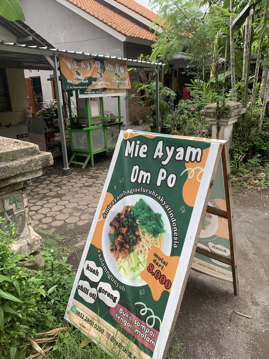 _im_fa's tweet photo. Mendung2 enake ngemie.
Mie Ayam Om Po buka sampai tengah malam.
Lokasi brosot galur KP
@InfoMieAyamYK https://t.co/f6oeHNyeFb