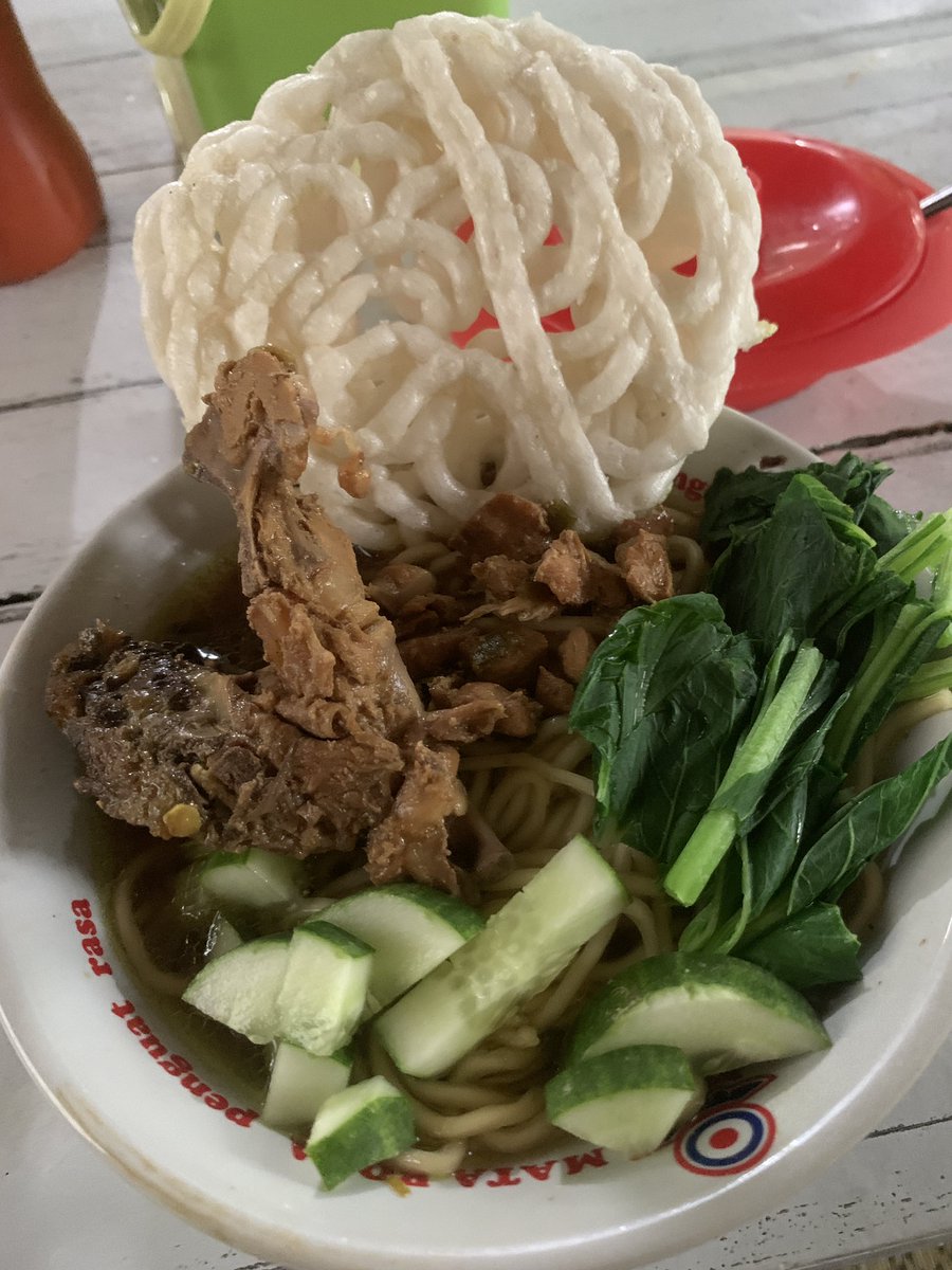 _im_fa's tweet photo. Mendung2 enake ngemie.
Mie Ayam Om Po buka sampai tengah malam.
Lokasi brosot galur KP
@InfoMieAyamYK https://t.co/f6oeHNyeFb