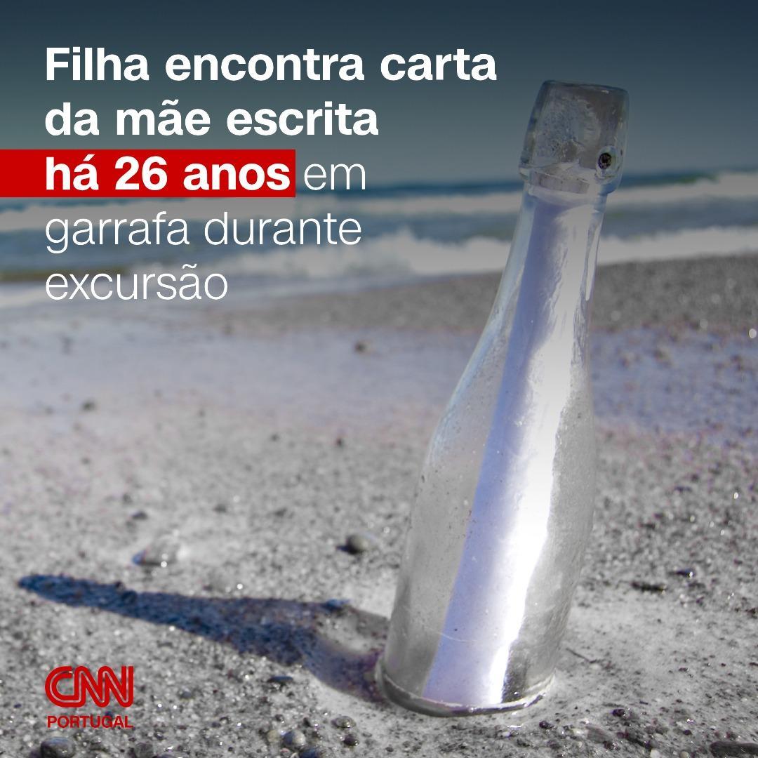 Scarlet van Eyk e os colegas de turma encontraram uma garrafa que continha uma mensagem durante uma excursão aos Grandes Lagos, no Canadá. A jovem estava longe de imaginar que estava uma carta escrita pela própria mãe.

swki.me/vPBVZNvB

#carta #filha #mae #canada
