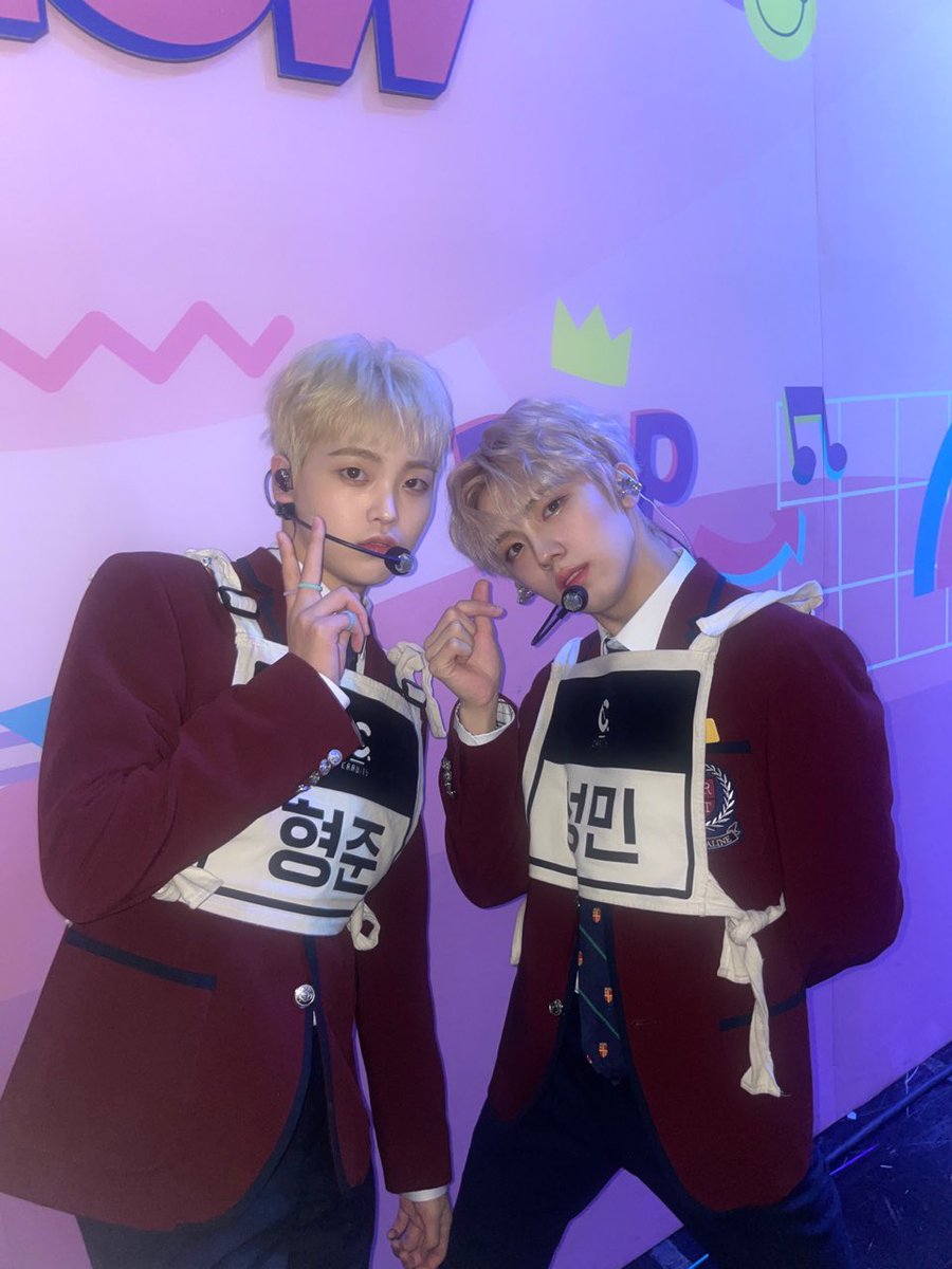CRAVITY_twt's tweet photo. 왕눈동글이의 생일을 축하합니다🟢(난 예쁜 사진만 올린다><)
#성민 #HAPPYHYEONGJUNDAY
#HAPPY_동그리Day_형주나_사랑한데이 https://t.co/DAucn36KKf