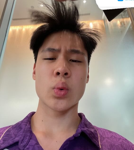 marvokaVOLK's tweet photo. วู้วว…เจ้าเด้งหัวดุ้งงงง! 🦛

⊂ @vvolkvoo ⊃ ˚ ʚ #vvolkvo ɞ ˚ #LoveSick2024 https://t.co/pFg8yz8inQ