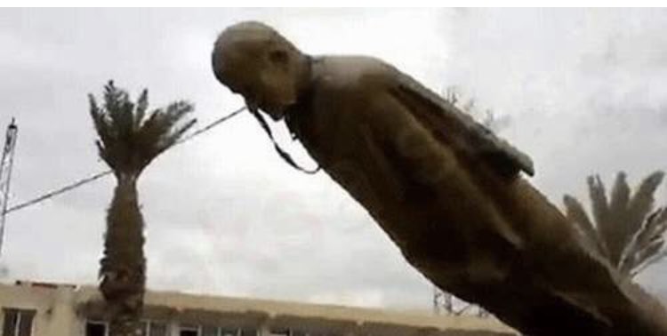 تحرير #حلب من عصابات #الاسد 
التاريخ يكرر نفسه  ✌️ ✌️ 
اوباش تحت نعال شرفاء #سوريا

#حلب_تتحرر