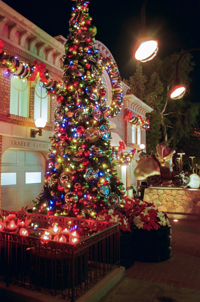 dannysframe's tweet photo. 🎞️ 35mm film 🤝 Disney California Adventure https://t.co/fUBx8WFMfW
