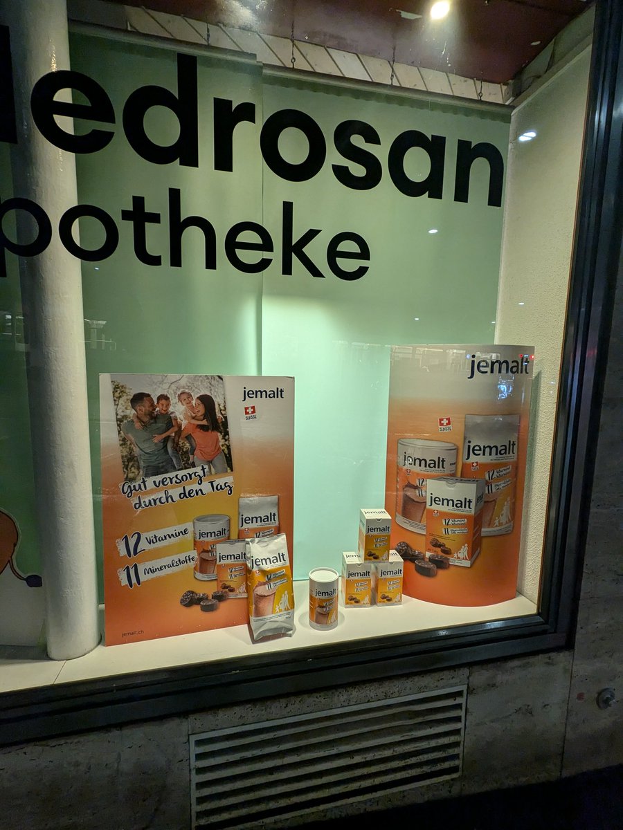 🇨🇭 🍫☕Apotheken in der Schweiz so: Trinkt Kakao. Da sind 12 Vitamine und 11 Mineralstoffe drin. Für alle, die Ovomaltine zu ungesund finden, gibt es jetzt jemalt.