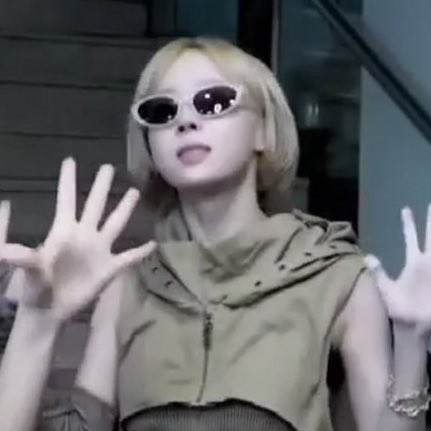 โสน๋ (@winteriscm) on Twitter photo 