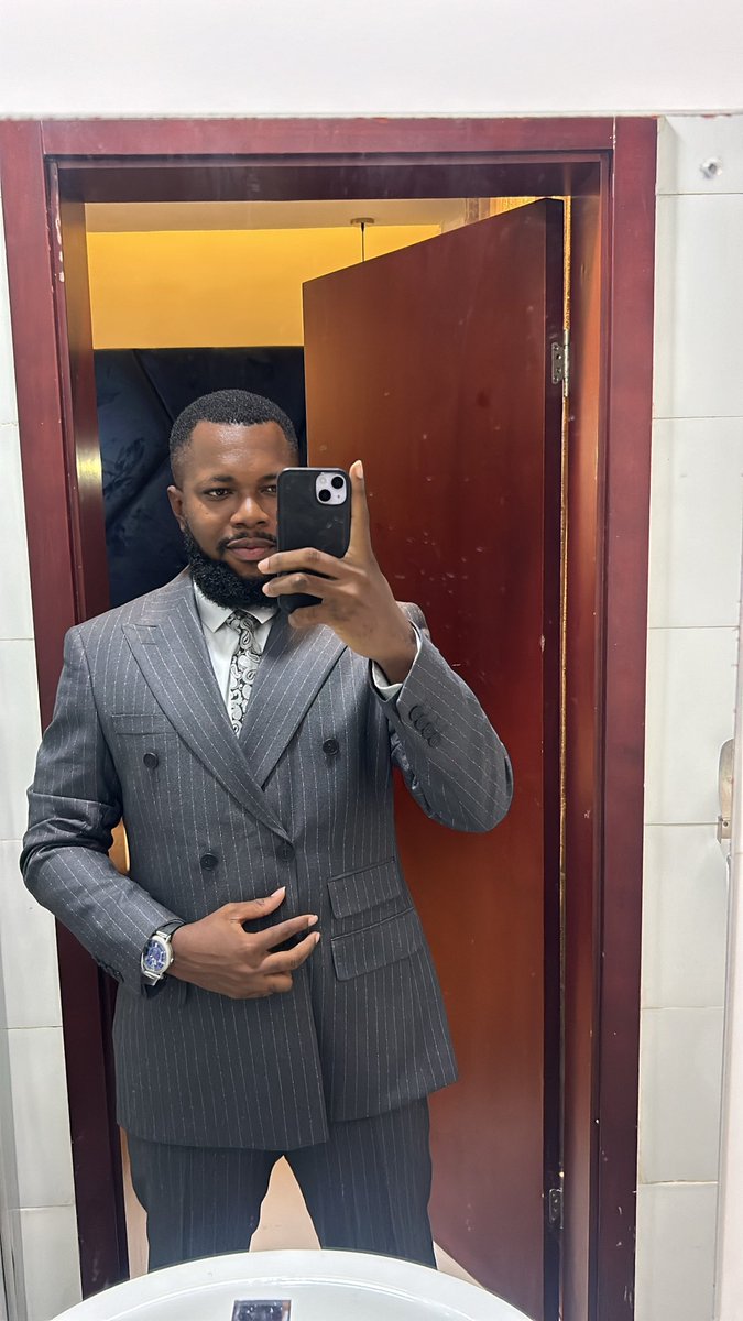 Freshmanuel01's tweet image. Congratulations to me, Emmanuel Oleka-James ACArb 👨🏾‍⚖️