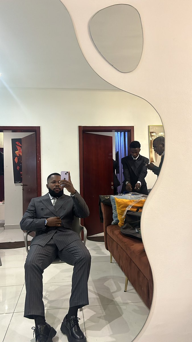 Freshmanuel01's tweet image. Congratulations to me, Emmanuel Oleka-James ACArb 👨🏾‍⚖️