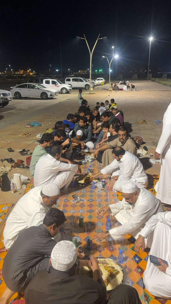 #صور من اللقاء الشهري لجيران حينا بضاحية الملك فهد بمحافظة صامطة  مساء يوم الجمعة الموافق ٢٩ / ١١ /٢٠٢٤ نسأل الله أن يجمعنا على خير ومحبه دائما ، تحياتي وتقديري للجميع  #صامطة