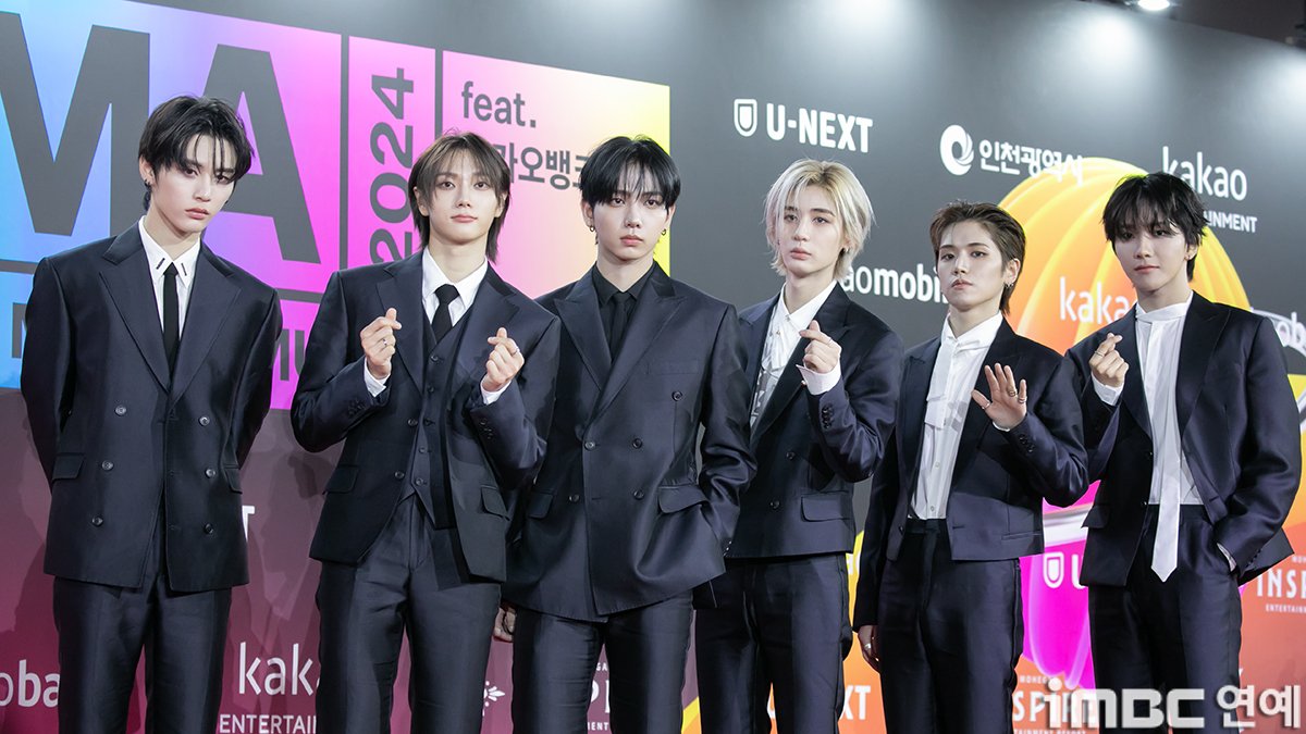 BOYNEXTDOORNEWS's tweet photo. [PHOTO] 241130 — BOYNEXTDOOR at the 2024 Melon Music Awards (MMA 2024) red carpet!

#BNDXMMANEXTDOOR 
#BOYNEXTDOOR #보이넥스트도어 https://t.co/Oe8PktmgkA
