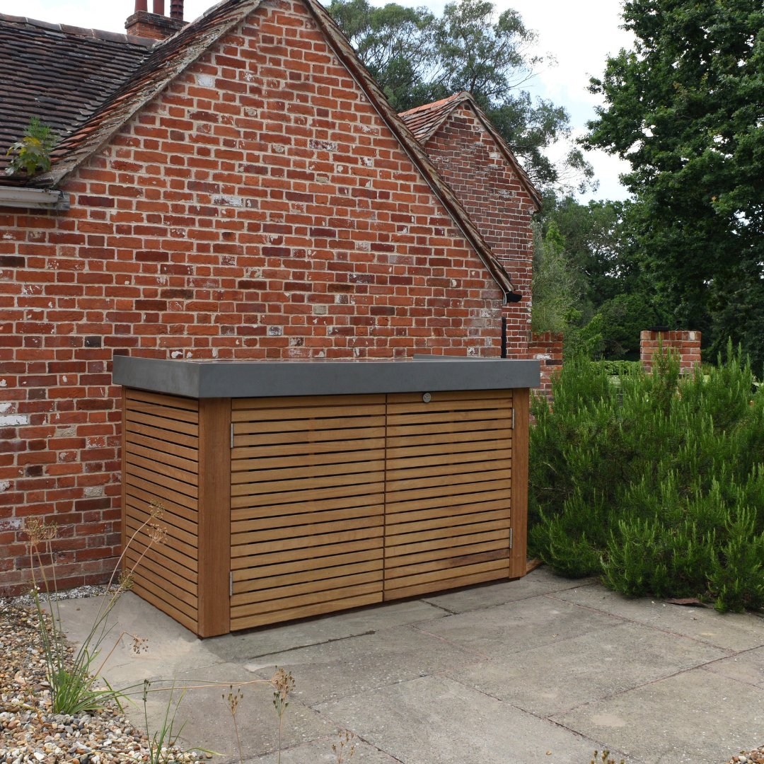 Want to hide away unsightly bins or sort out your garden storage? Our sheds, bin stores, and screens are currently 15% off online!

 #BlackFridaySale #GardenStorage