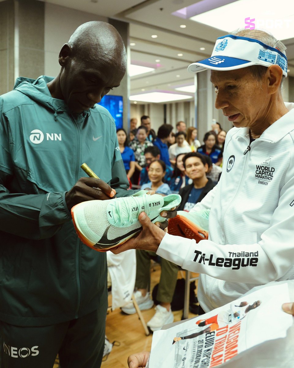 THE STANDARD SPORT tweet media