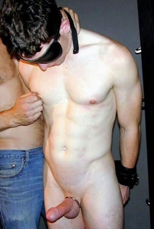 BDSMforGays's tweet photo. Humilated and punished men (120) https://t.co/hclBmMdtQx