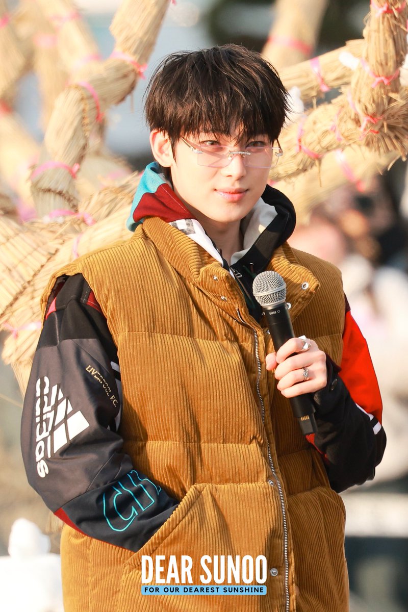 dearsuno_0's tweet photo. 241129

sun-kissed ☀️

#선우 #SUNOO #ソヌ
#엔하이픈 #ENHYPEN https://t.co/bl6xxMtnQ2