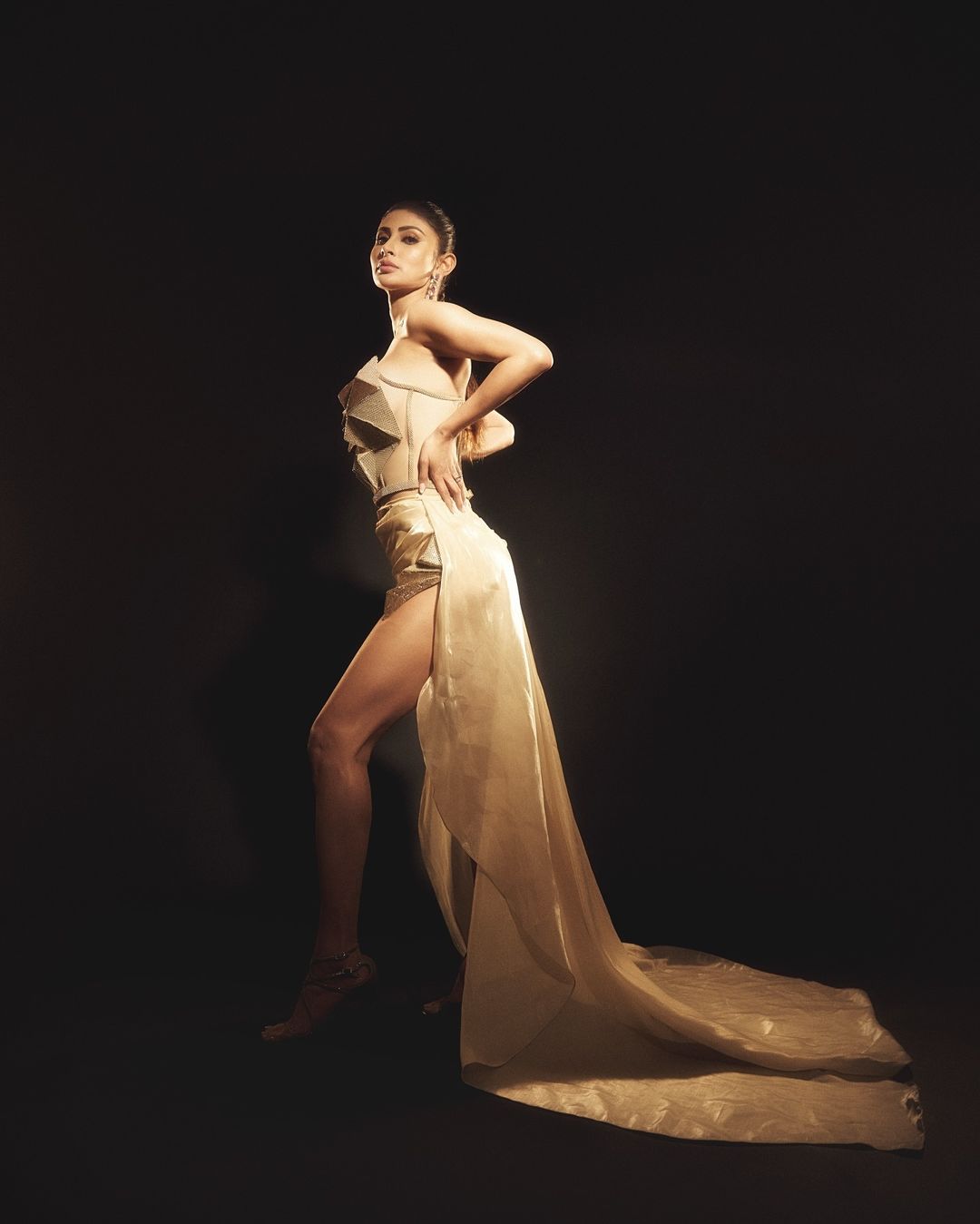 GdngeE_W8AAWJ6W?format=jpg&name=large