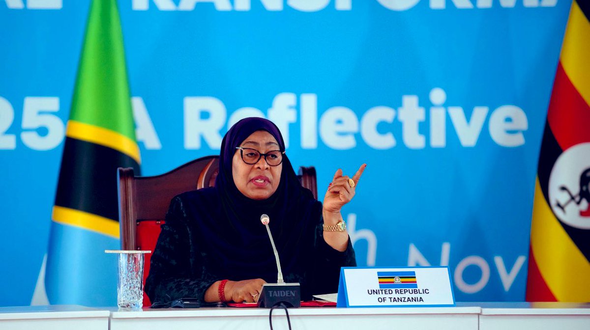 mrambaz's tweet photo. The President of the United Republic of Tanzania, H.E. Samia Suluhu Hassan, joined the Heads of State of the East African Community (EAC) to participate  at a High Level Side Event to Commemorate the EAC 25th Anniversary.  EAC@25 https://t.co/pyyvMmRUsE