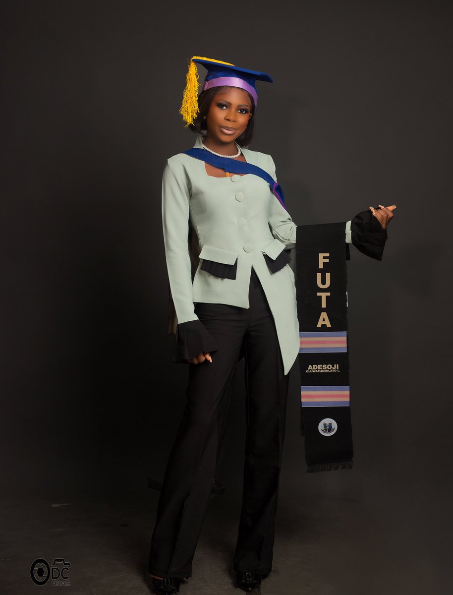 ImLayo1's tweet image. This is the testament that the Lord is good!❤️

I held the hope of getting this degree, and now I have it! I’m a proud graduate 👩‍🎓📚
B.Tech Fisheries and Aquaculture Technology.

#class22 
#Classinvicta