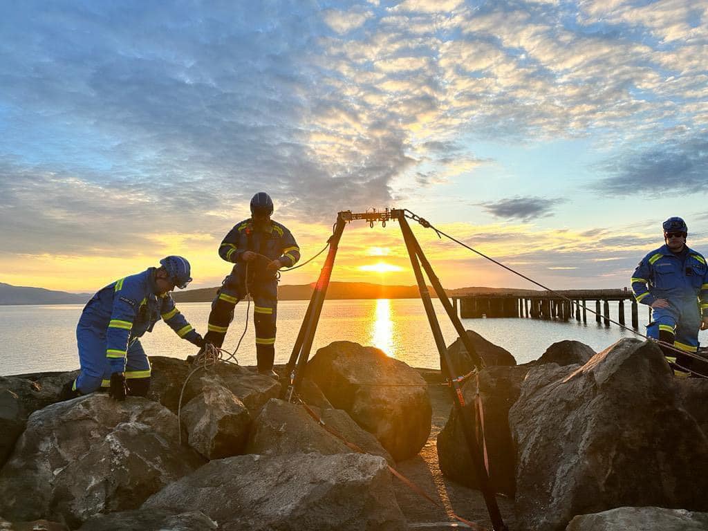 HM Coastguard tweet media