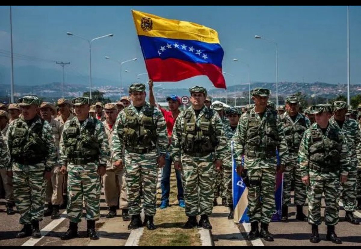 | 🇻🇪URGENTE: “Muchos militares están decidiendo desertar y se están organizando. ¡Esto se está moviendo rápido. Vamos, vamos muchachos
